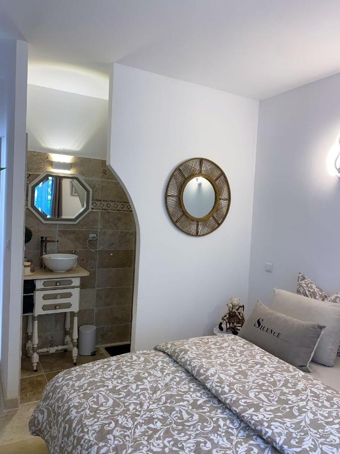 Gite Les 2 Cedres Villa Cardet Exteriör bild